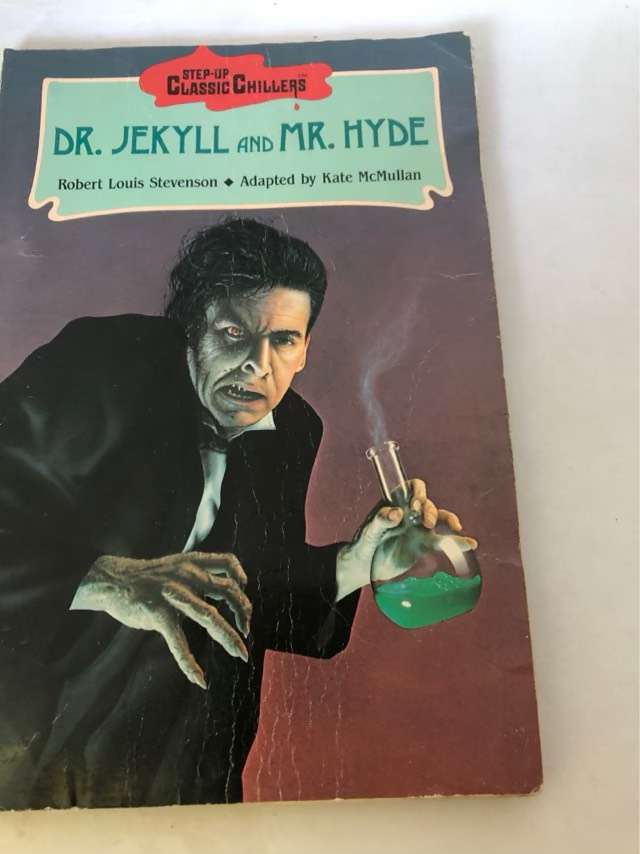 Dr. Jekyll and Mr. Hyde - Robert Louis Stevenson