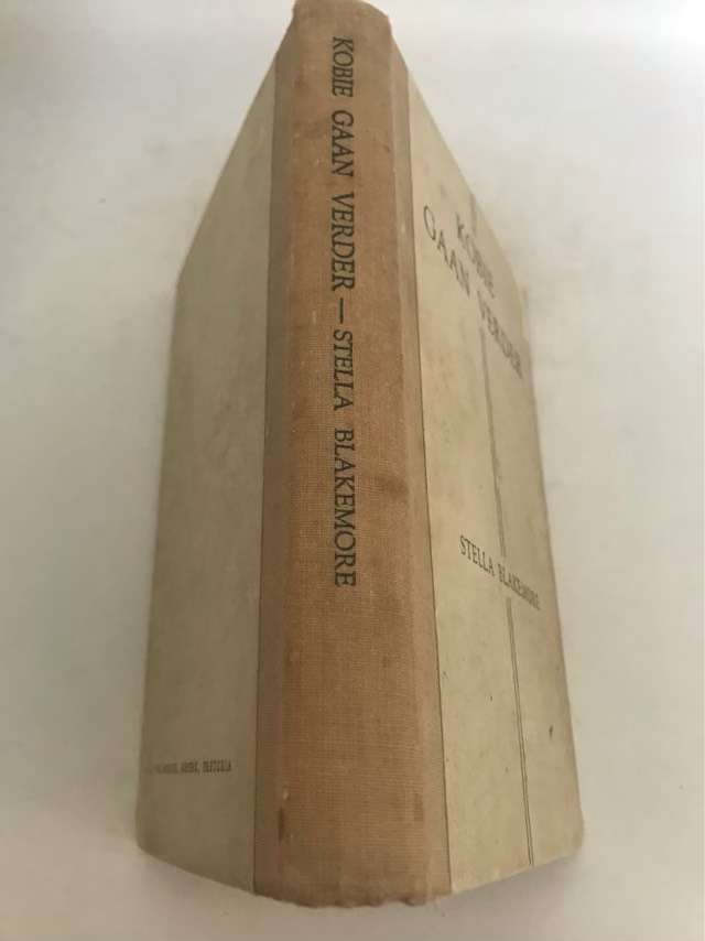 Kobie gaan Verder - Stella Blakemore