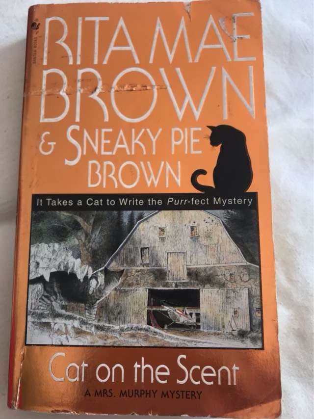 Cat On The Scent - Rita Mae Brown