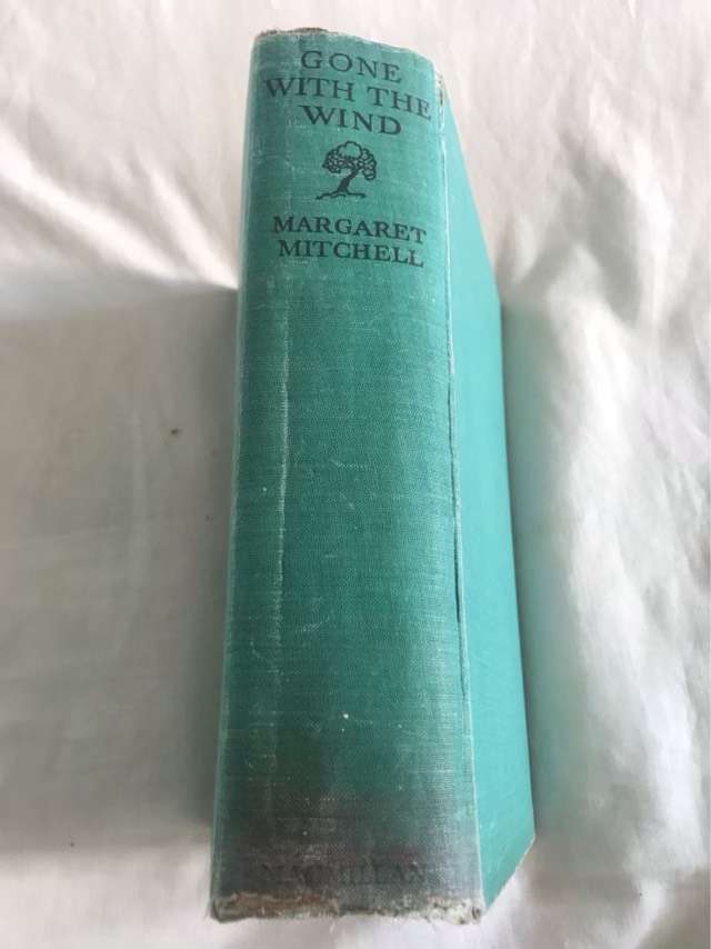 Gone With the Wind - Margaret Mitchell