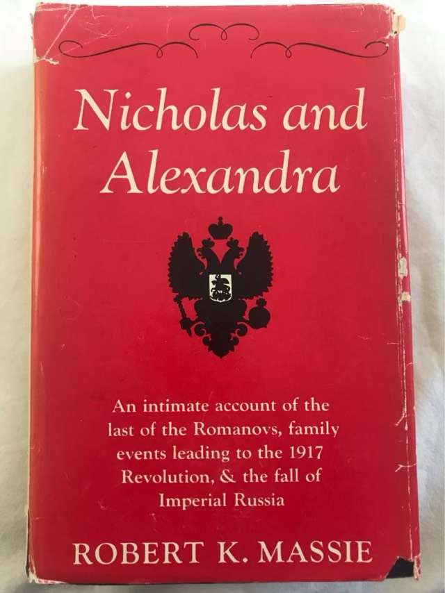 Nicholas and Alexandra - Robert K.Massie