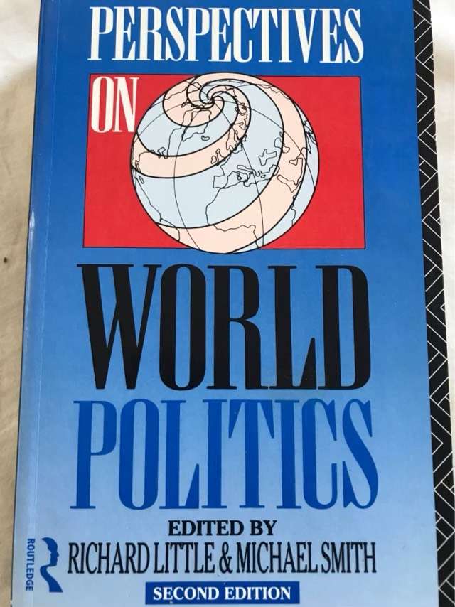 Perspectives on world politics, a reader - Richard Little, Michael Smith