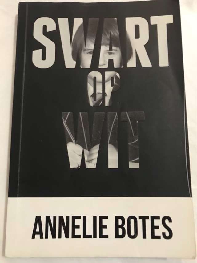 Swart op wit - Annelie Botes