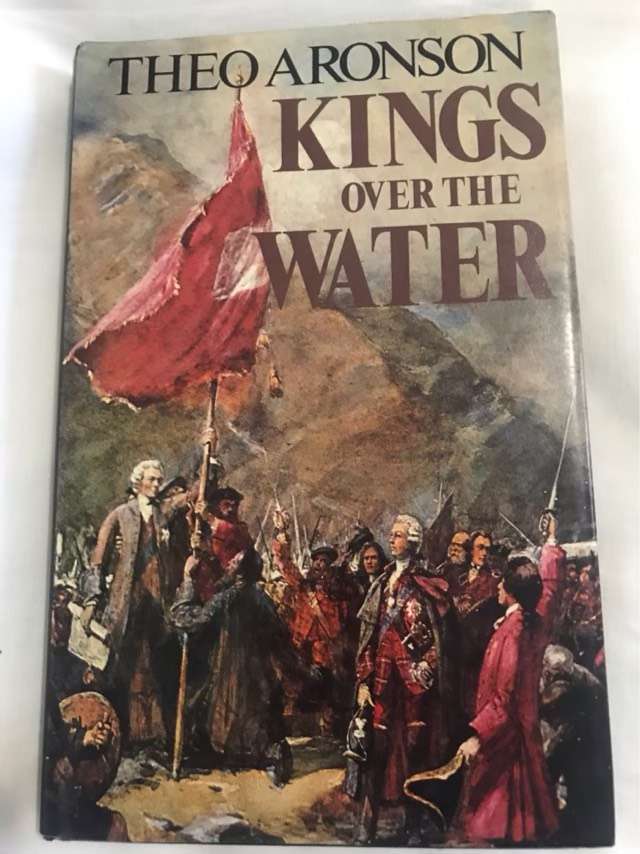 Kings over the Water - Theo Aronson