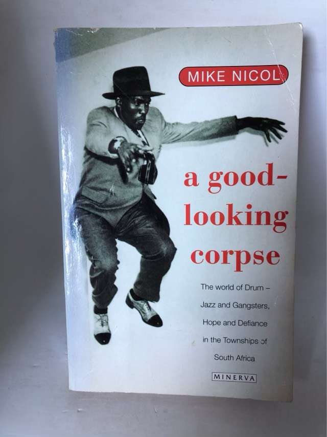 A Good-looking Corpse - Mike Nicol