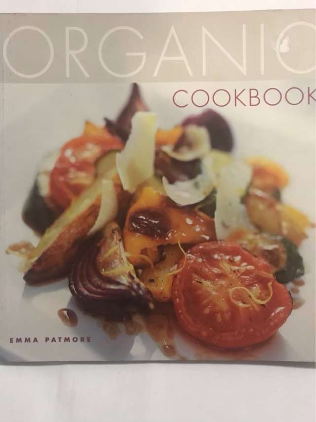 Organic Cookbook - Emma Patmore