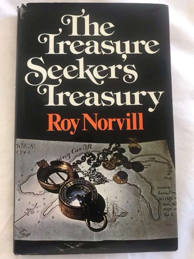 The Treasure Seekers Treasury - Roy Norvill