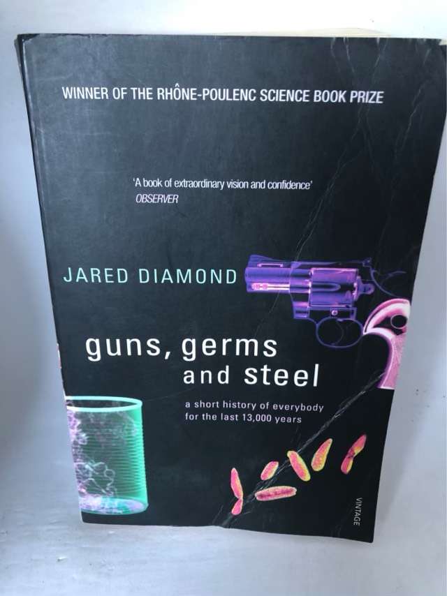 Guns, Germs and Steel - Jared M. Diamond