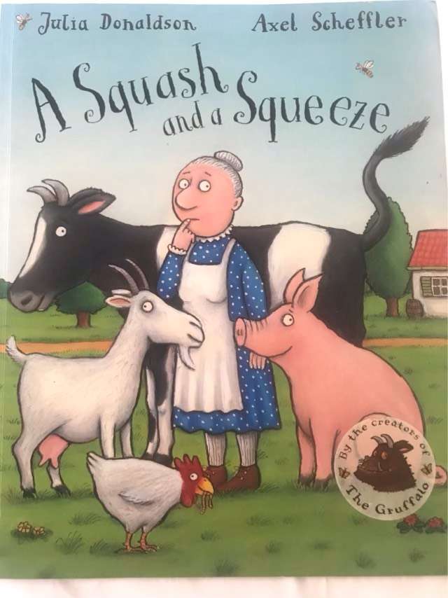 A Squash and a Squeeze - Julia Donaldson