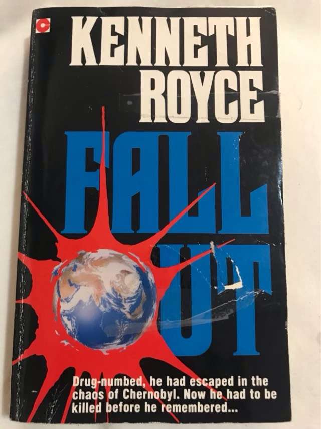Fall-out - Kenneth Royce