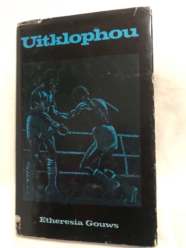 Uitklophou - Etheresia Gouws