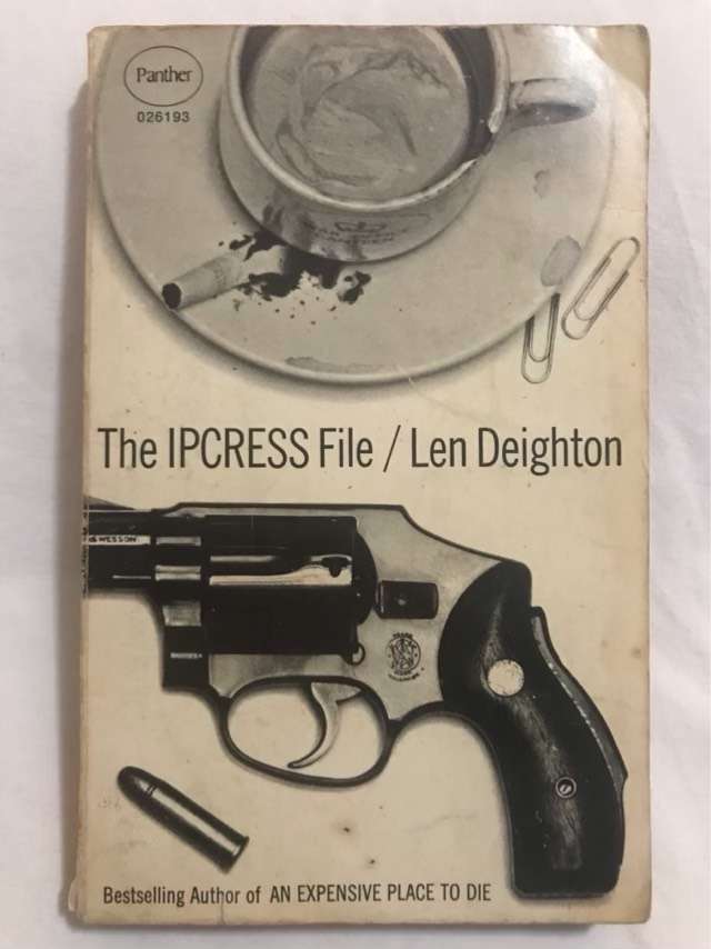 The IPCRESS File - Len Deighton