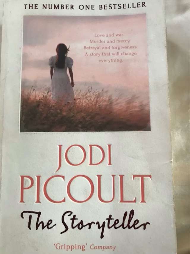 The storyteller - Jodi Picoult