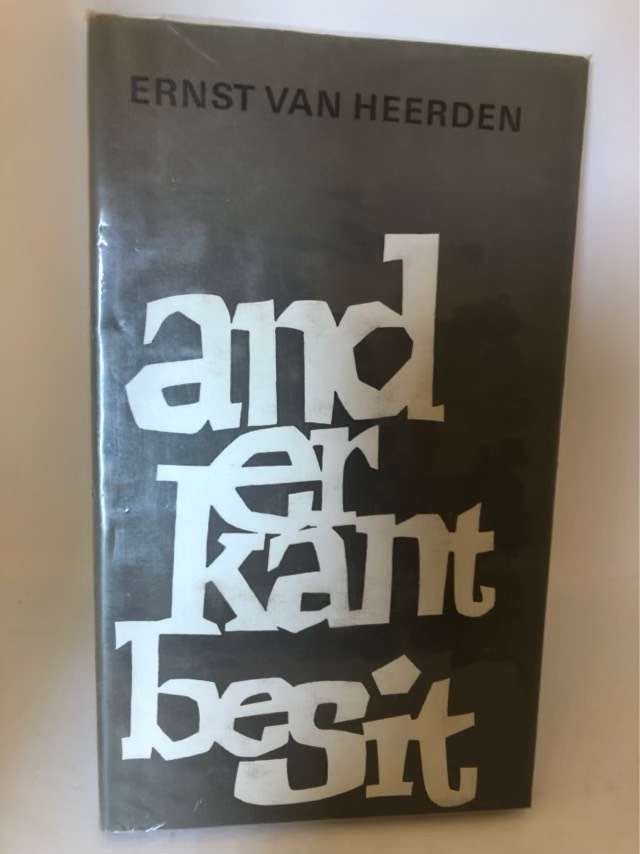 Anderkant Besit - Ernst Van Heerden