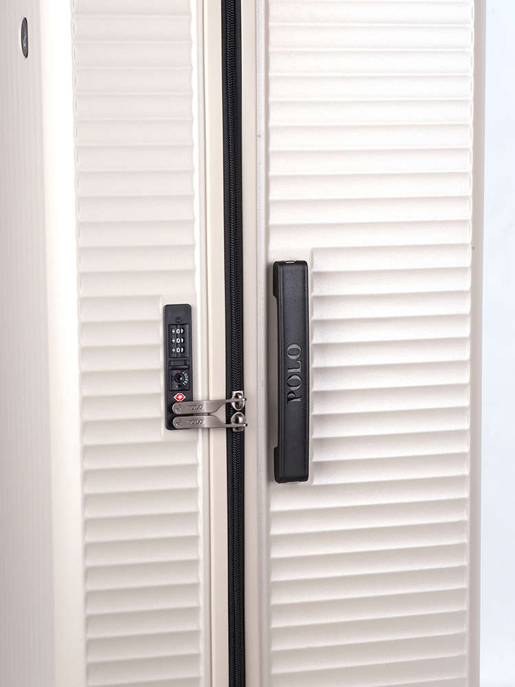 Polo Rover Large 4 Wheel Trolley Trunk - Cashmere