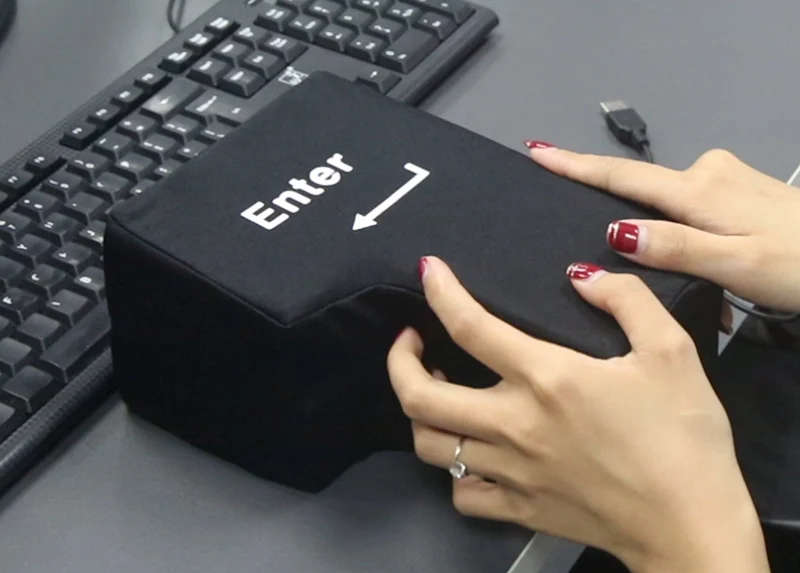 CREATIVE 2 IN 1 USB ENTER KEY BUTTON WITH FORM NAP PILLOW-STRESS RELIEF