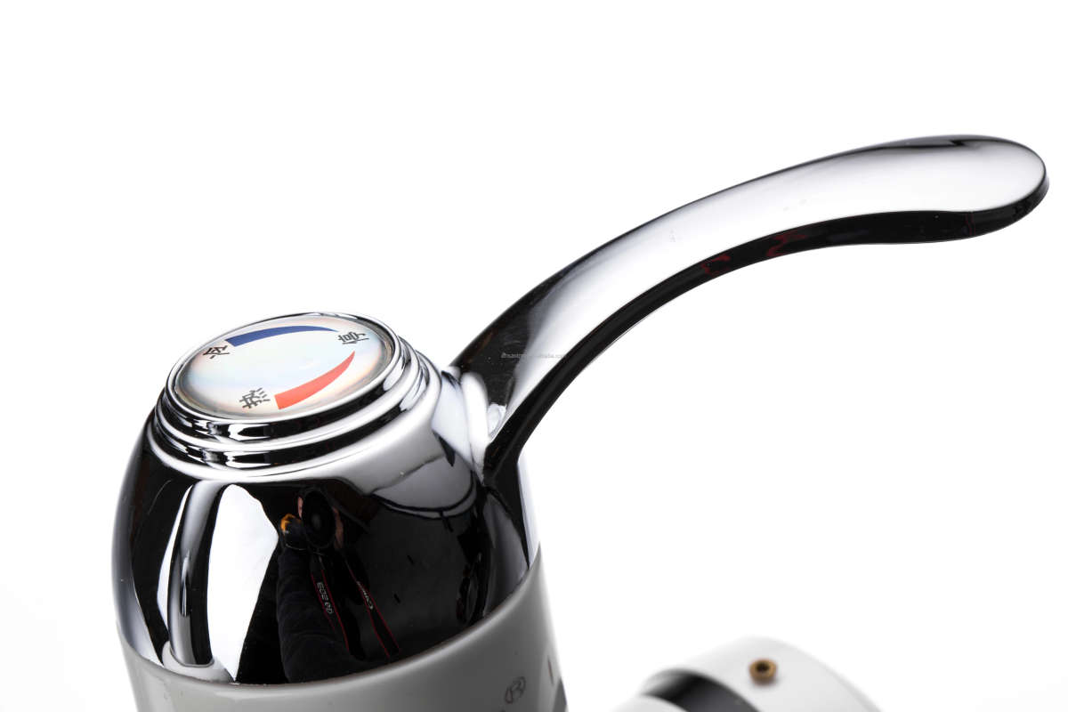 Electric Tankless Instant Hot Water Heater Faucet Kitchen Heating Tap