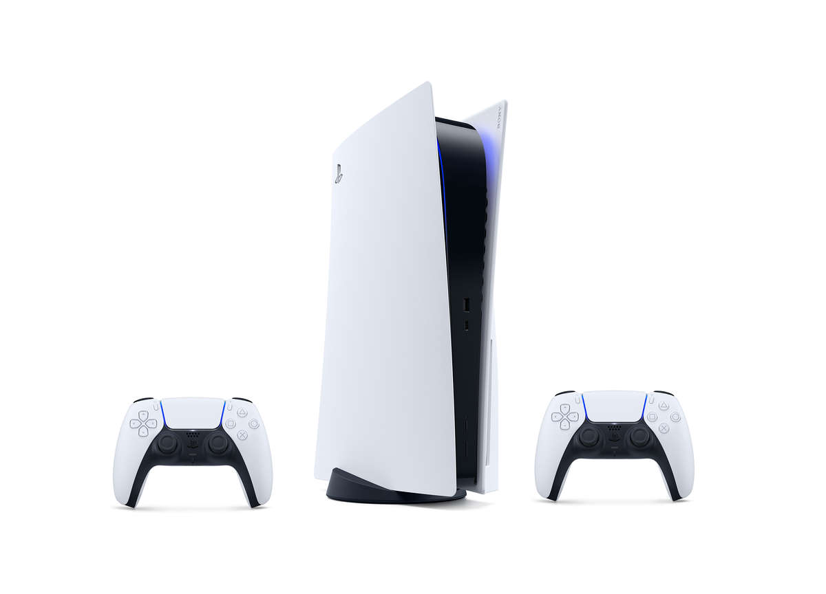 Playstation 5 1TB Console bundle with 2 Controllers (PS5)