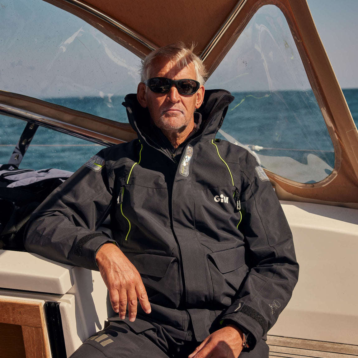 Gill Men's OS2 Offshore Sailing Jacket - Black
