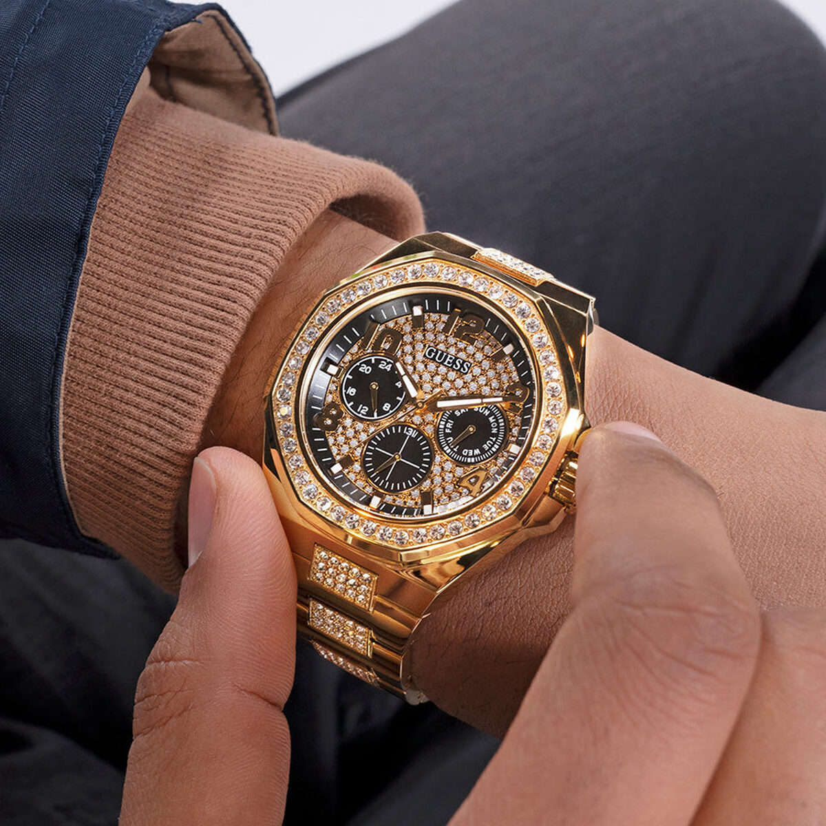 Guess Men's Watch (GW0785G2)