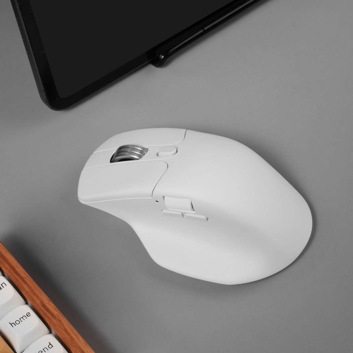 Keychron M6SB72 1K Wireless Mouse (BT/2.4GHz/Wired) with Huano silent Micro switch and premium wh...