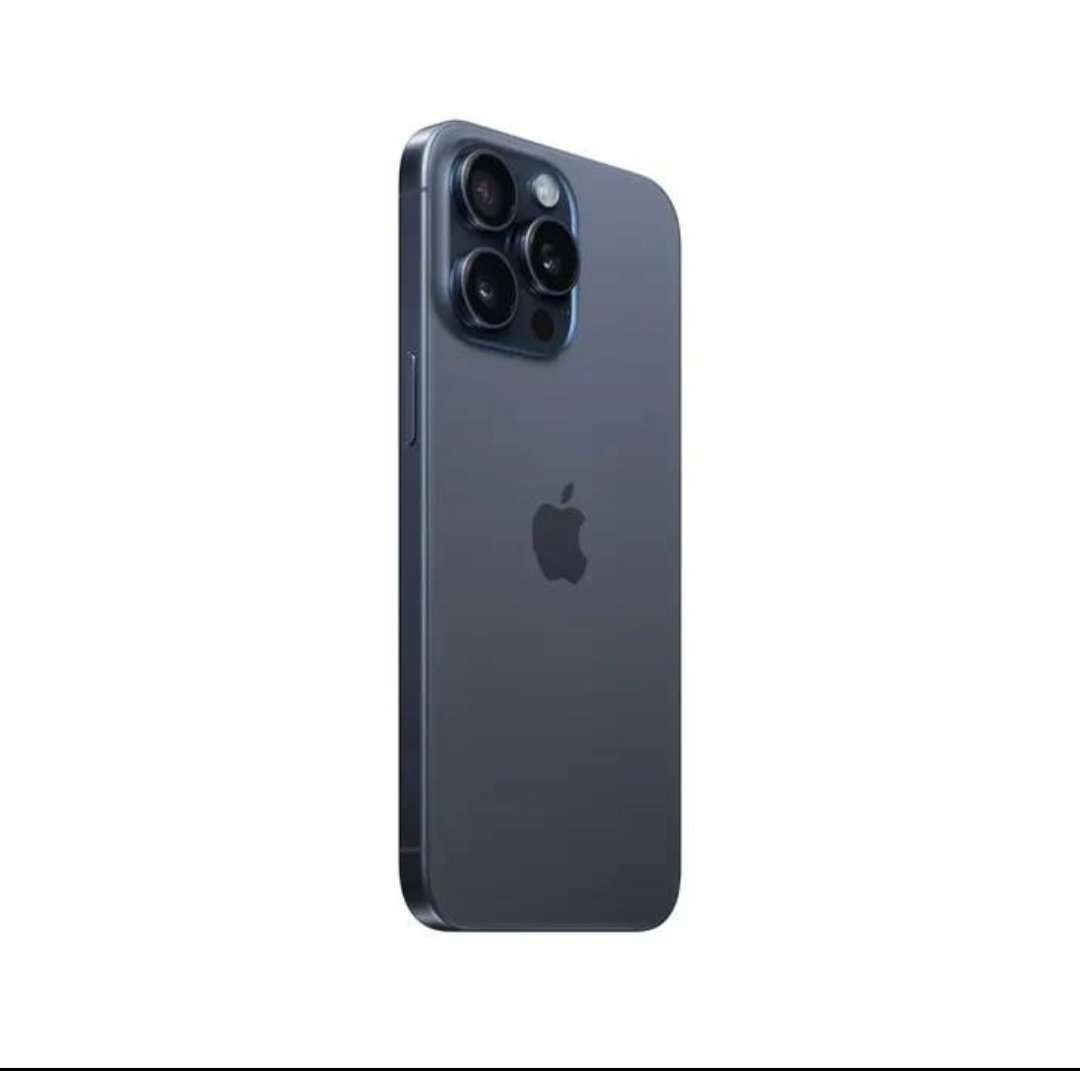 NEW iPhone 15 Pro Max 256GB