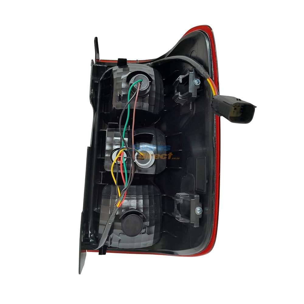 Ford Ranger 5 Taillight With Socket Left (Low-Spec) 22+