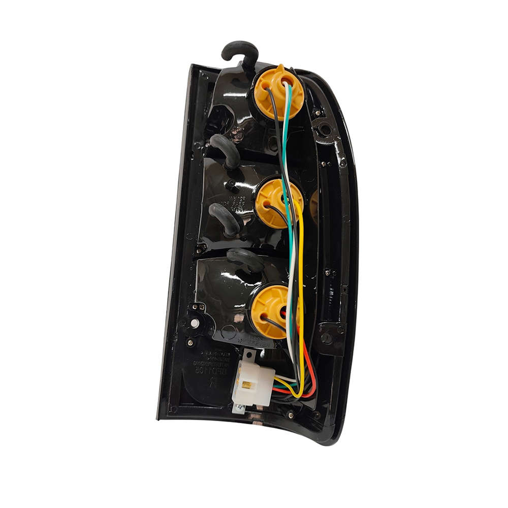 Ford Bantam 6 Taillight Left 09-12