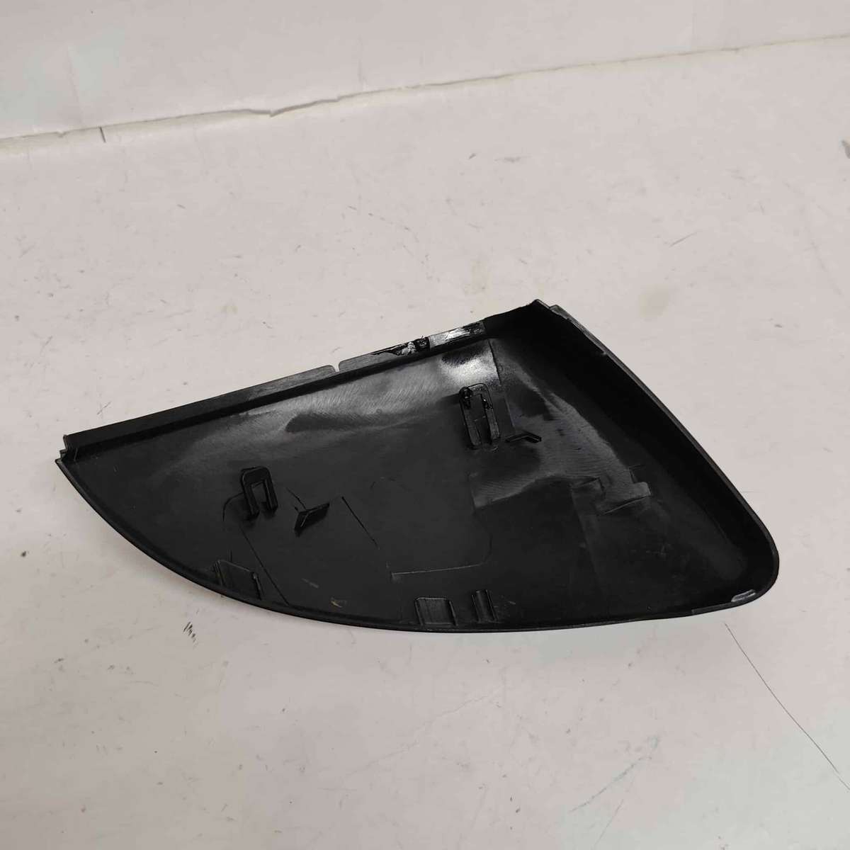 VW Golf 7 Mirror Cover Left 13-17 (Used)
