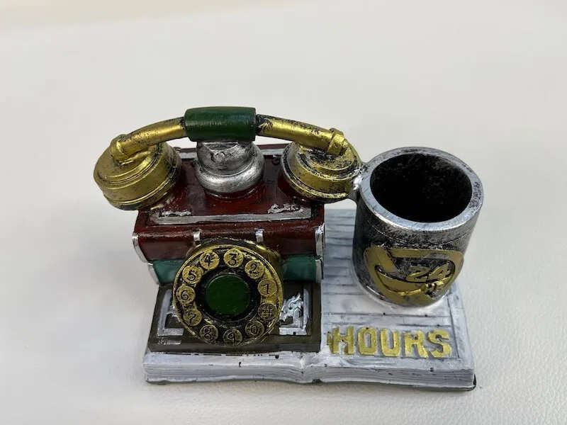 Vintage Tabletop Telephone