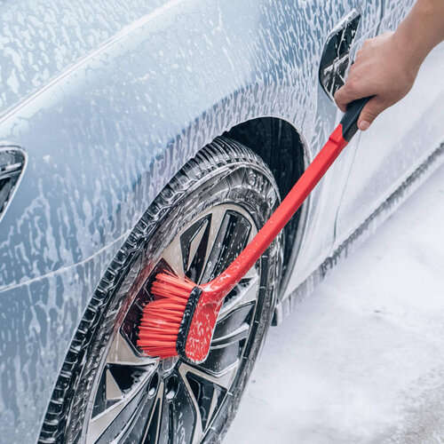 MaxShine Soft Grip Fender Well Brush