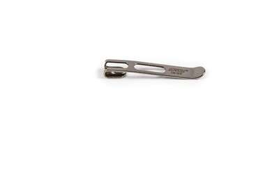 Honey Badger Claw Medium - Black Serrated Edge
