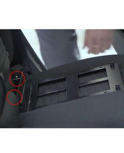 Rigidized aluminium safe complete with Isofix dock - Pangolin