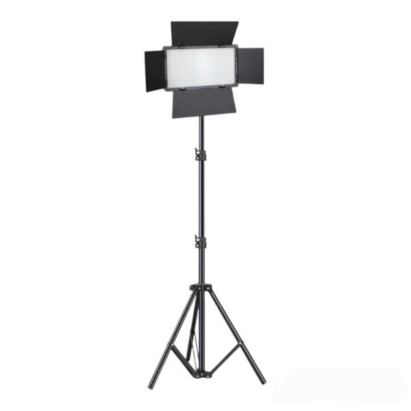 PM-358 Pro LED 600 Photo And Video White Light Kit 2.1M Tripod And 2 Batteries