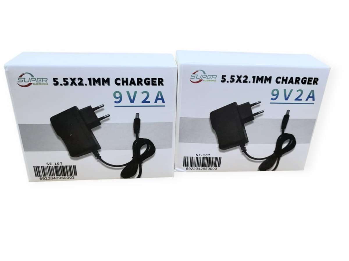 SE-107 Interface Standard Charger 9V 2A 5.5mm x 2.1mm