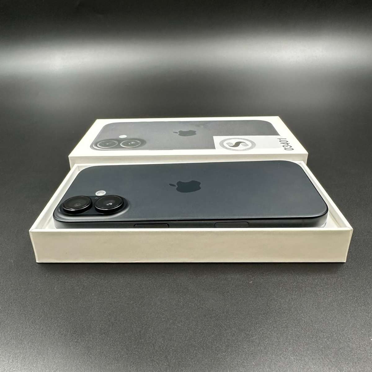 iPhone 16 128GB Black