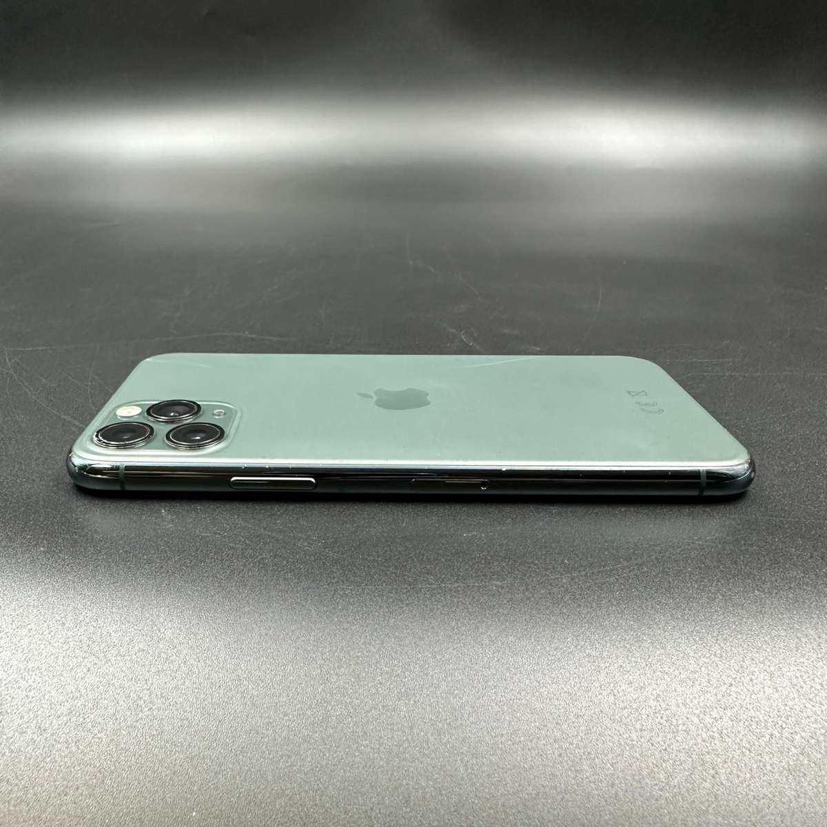 iPhone 11 Pro 256GB Midnight Green (Cracked Back)