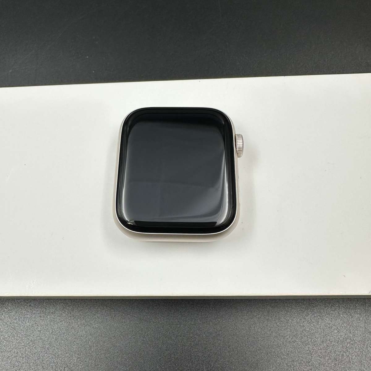 Apple Watch SE (Gen 2) 44MM GPS + Cellular Starlight