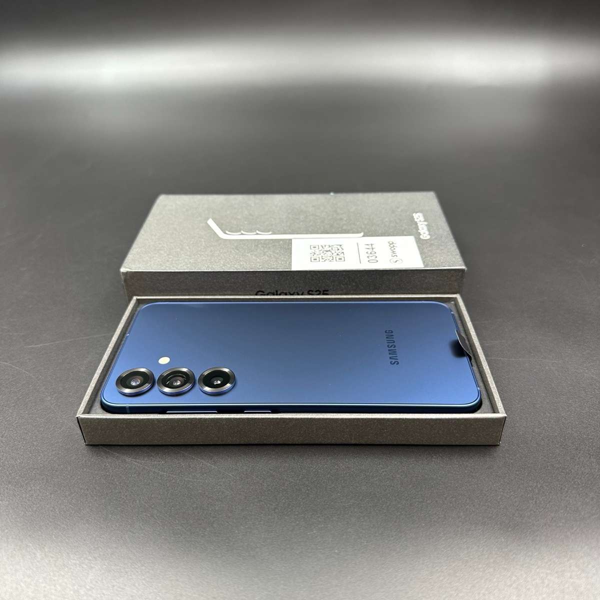 Samsung Galaxy S25 256GB Navy