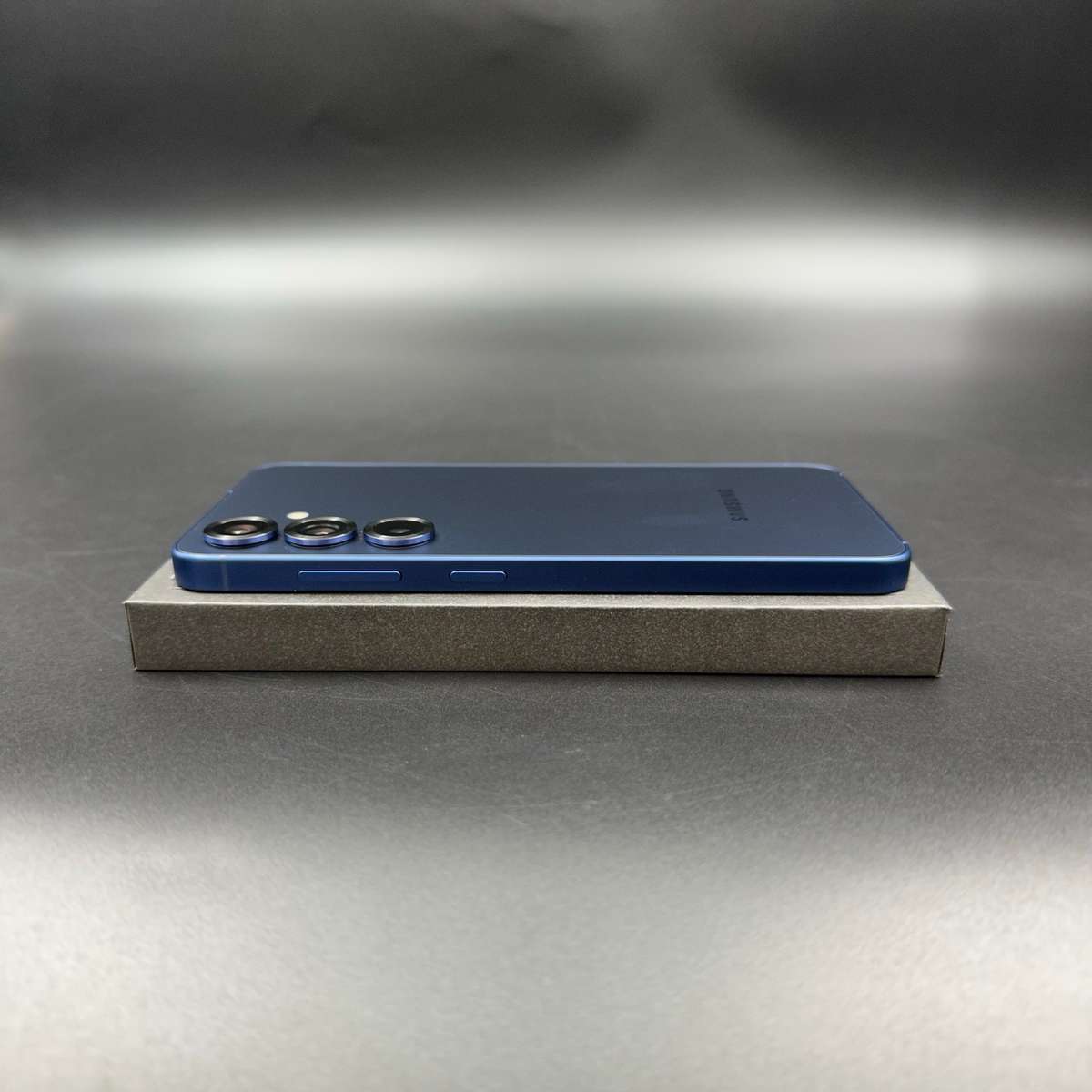 Samsung Galaxy S25 256GB Navy