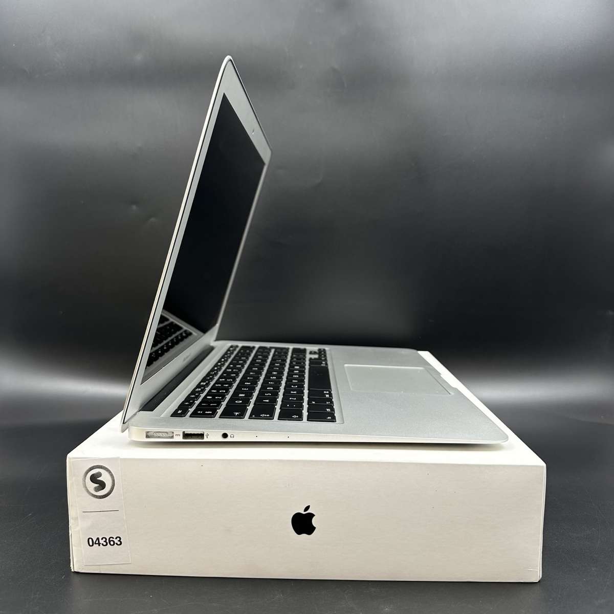 Macbook Air 13" 2017 1.8Ghz | 128GB SSD | 8GB Ram | Core i5 Silver