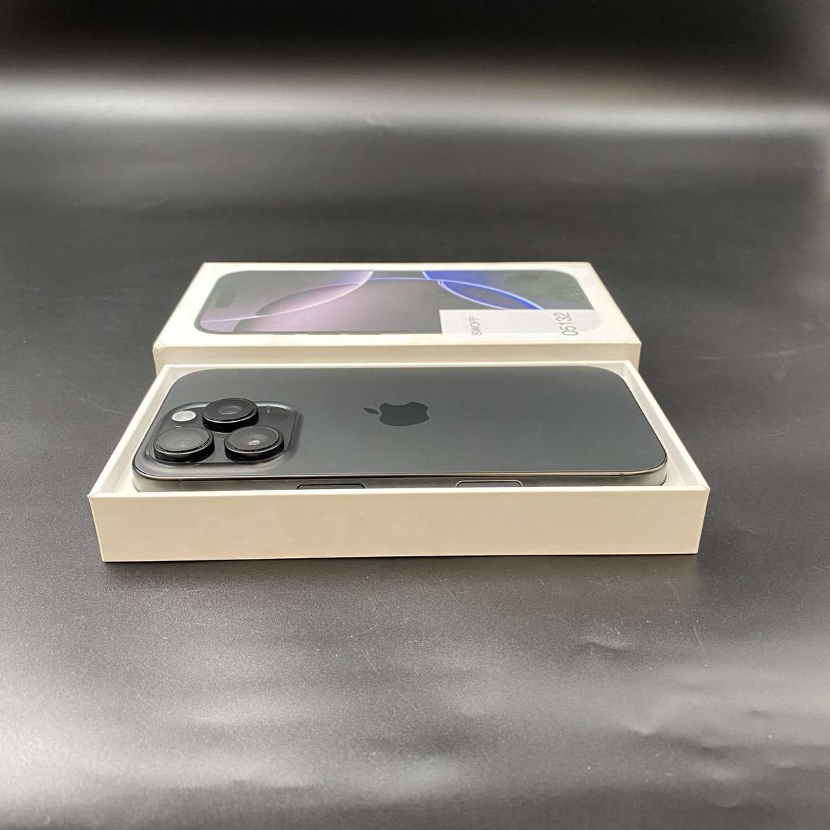 iPhone 16 Pro 128GB Titanium Black