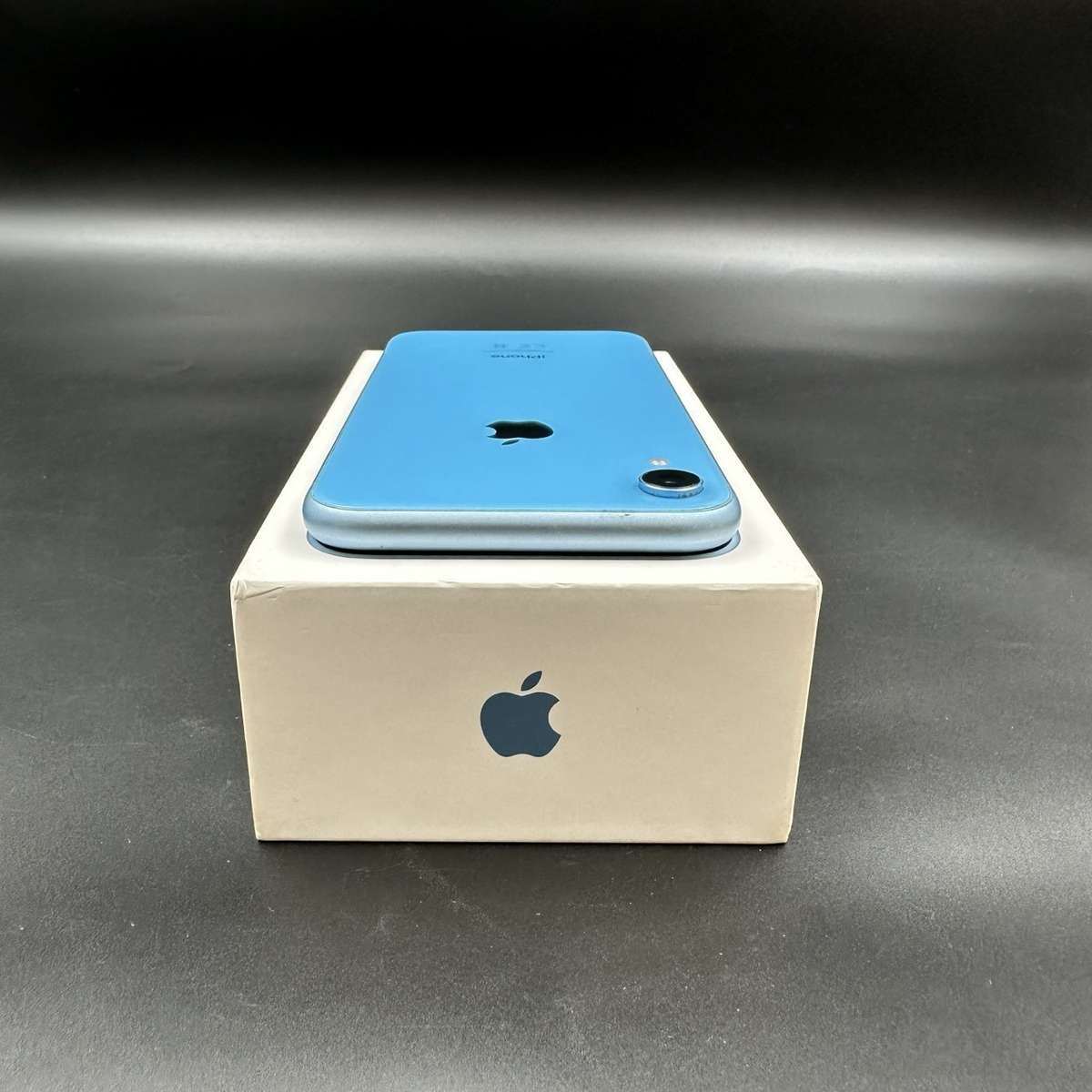 iPhone Xr 64GB Sky Blue