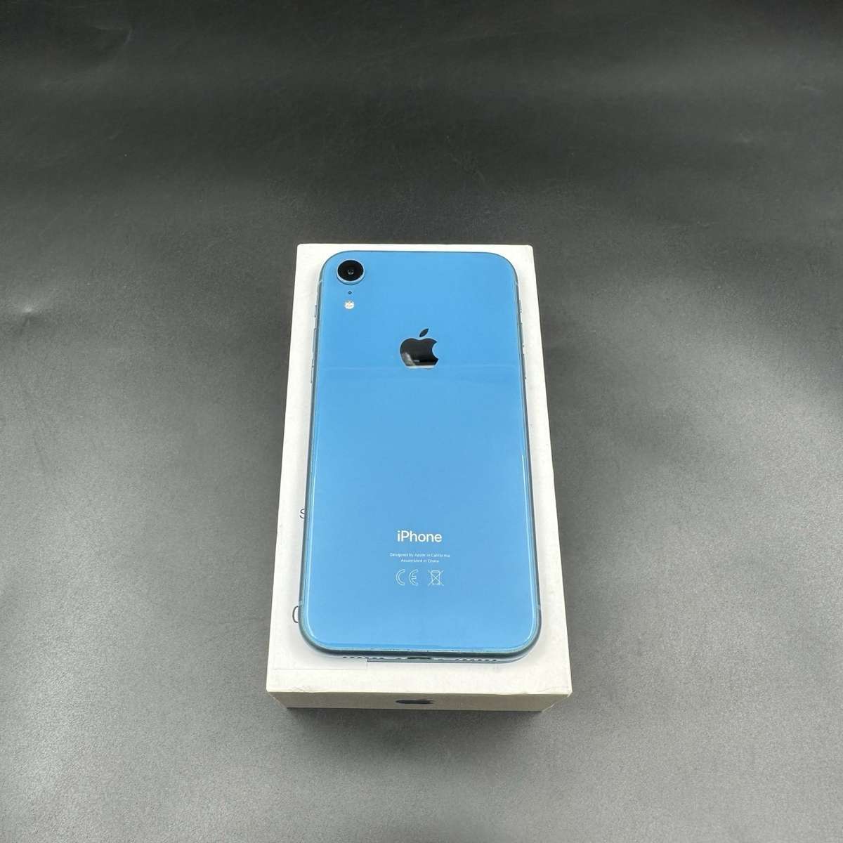 iPhone Xr 64GB Sky Blue