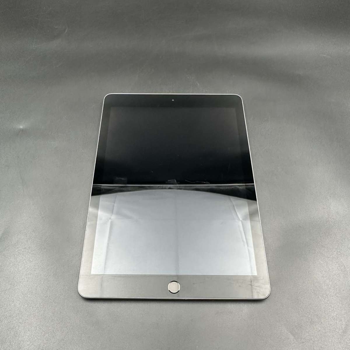 iPad 6th Gen 32GB Space Grey