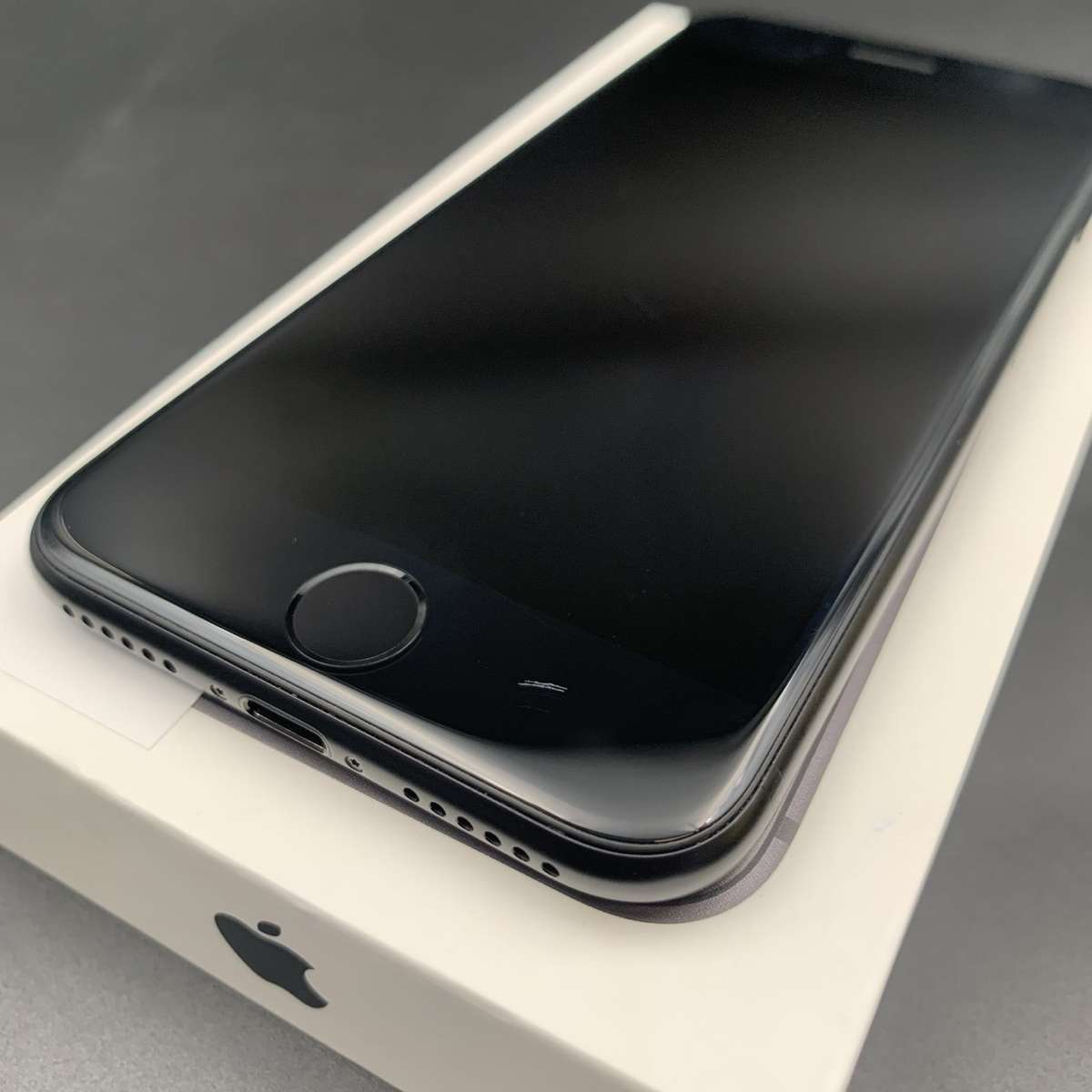 iPhone SE (2nd Gen) 64GB Black