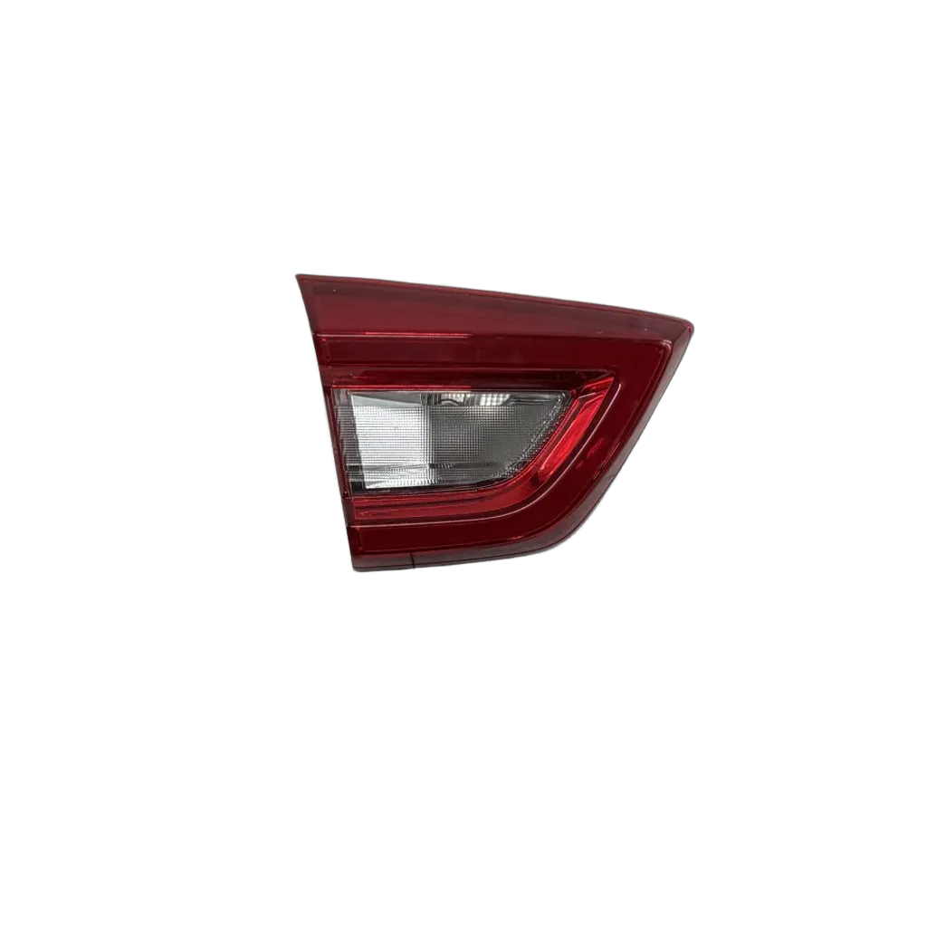Suzuki Vitara Brezza 1.5 K15b 16v 21-23 Lamp Inner Left/Passenger