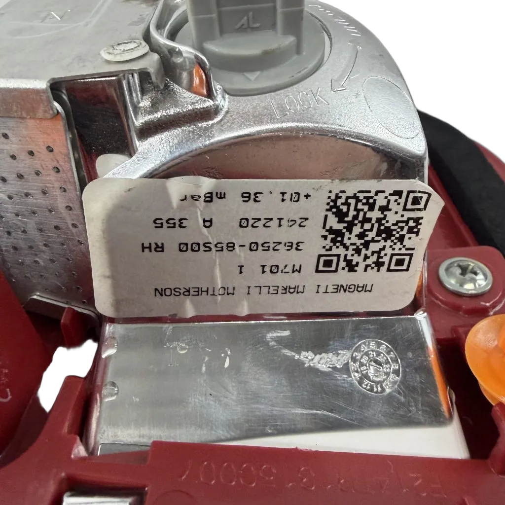 Suzuki Vitara Brezza 1.5 K15b 16v 21-23 Lamp Inner Right/Driver