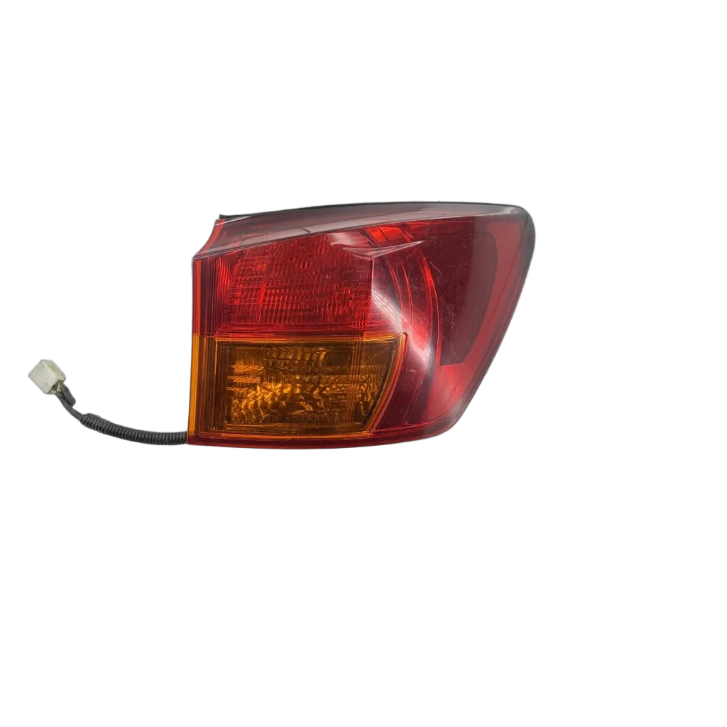 Lexus Is250 4gr-Fse 32v 2006- Taillight Outer Left/Passenger
