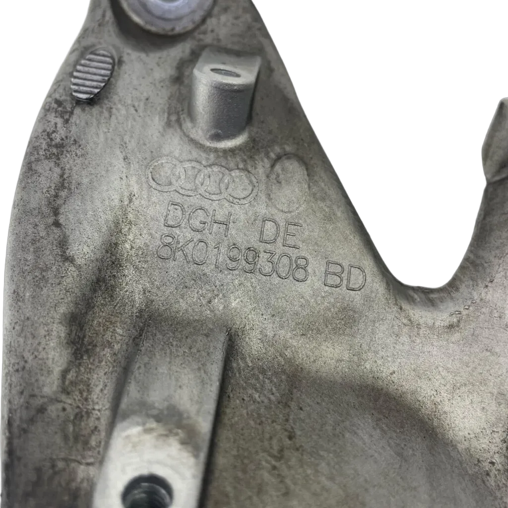 Audi A5 B8 2.0 Tfsi 08-12 Cdnc Caeb 16v 155kw Engine Mounting Bracket Right/Driver